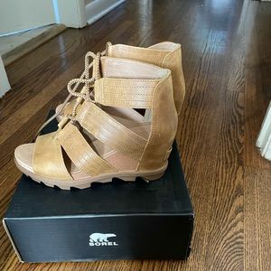 Sorel joanie ii wedge sandal